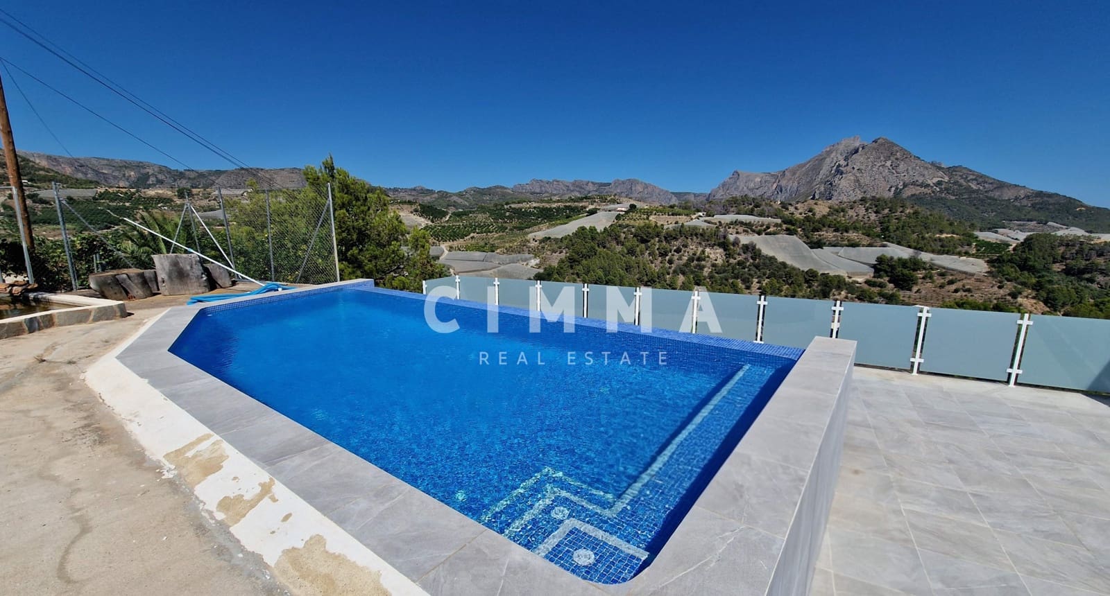 3 slaapkamer Villa te koop in Callosa d'En Sarria met garage - € 650.000 (Ref: 9318002)