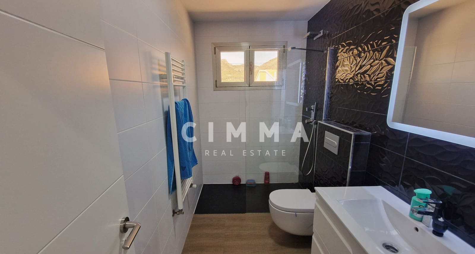 3 slaapkamer Villa te koop in Callosa d'En Sarria met garage - € 650.000 (Ref: 9318002)