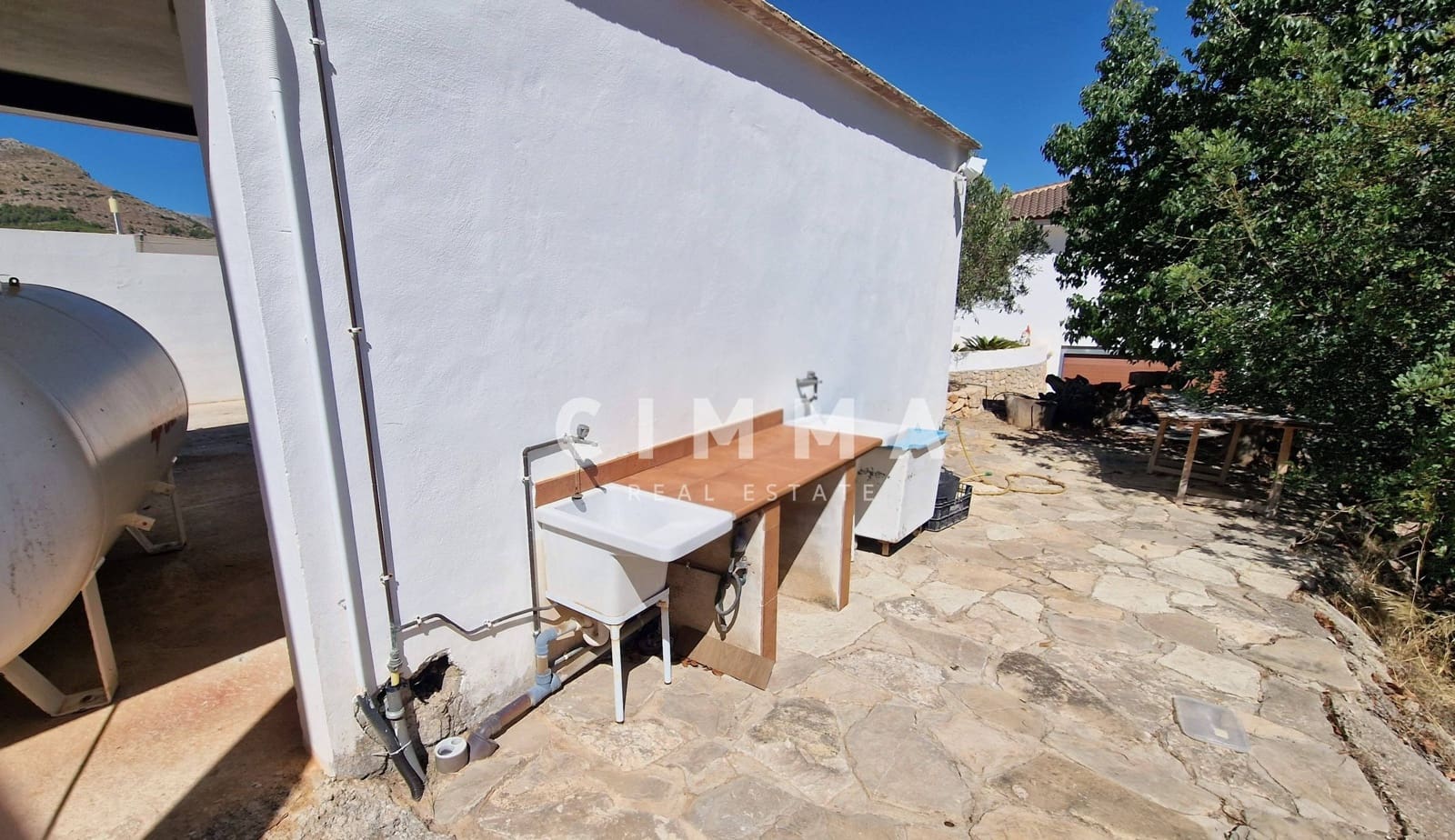 3 slaapkamer Villa te koop in Callosa d'En Sarria met garage - € 650.000 (Ref: 9318002)