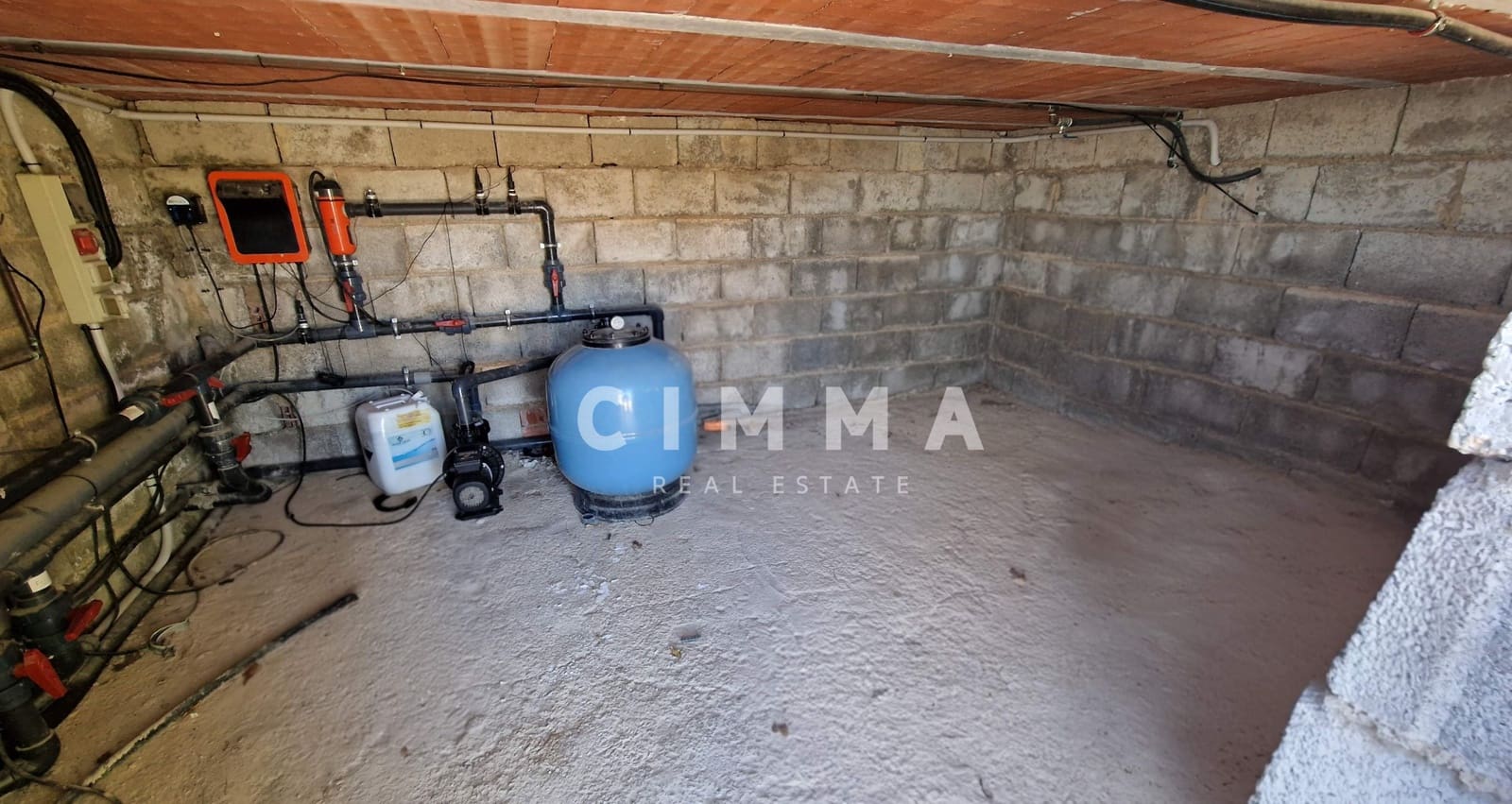 3 slaapkamer Villa te koop in Callosa d'En Sarria met garage - € 650.000 (Ref: 9318002)