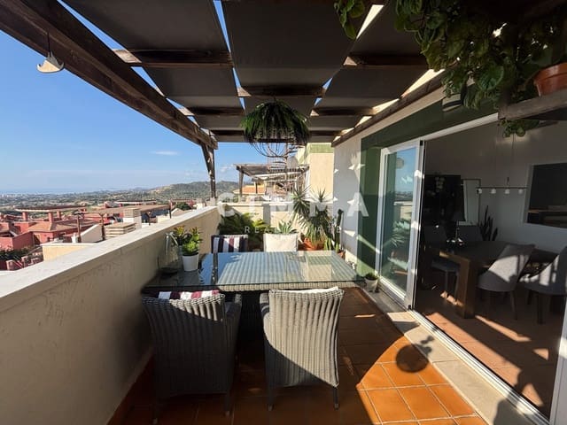 3 bedroom Villa for sale in Finestrat with pool - € 350,000 (Ref: 9326635)