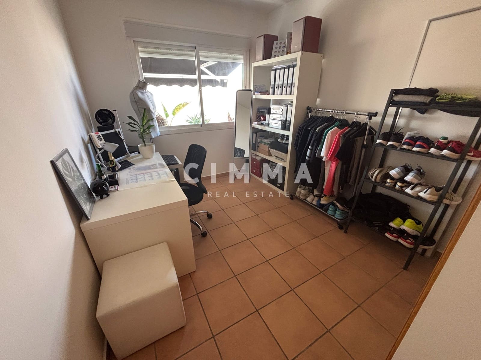 3 bedroom Villa for sale in Finestrat with pool - € 350,000 (Ref: 9326635)