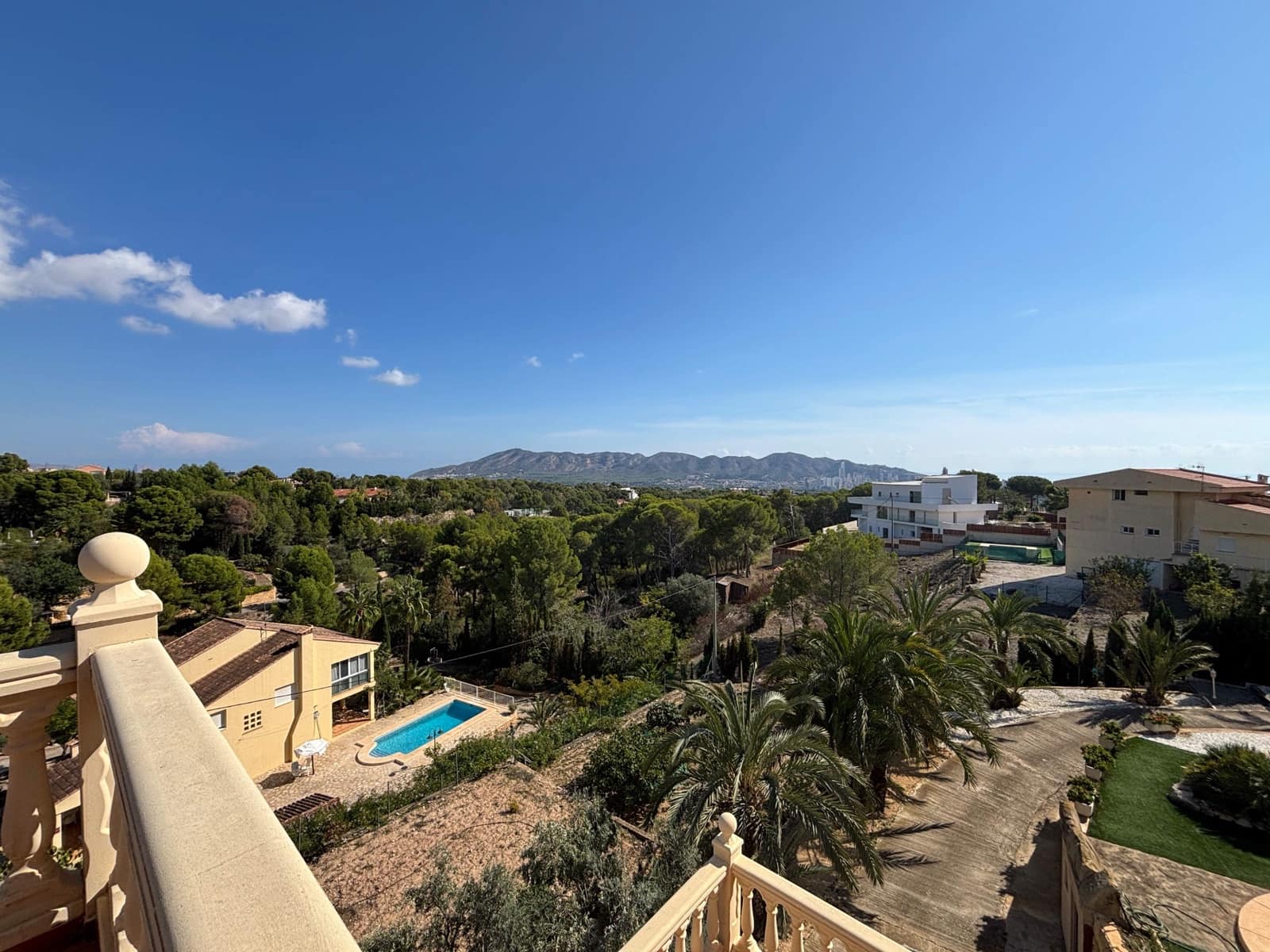 7 soveværelse Villa til salg i Benidorm med swimmingpool garage - € 1.450.000 (Ref: 9326636)