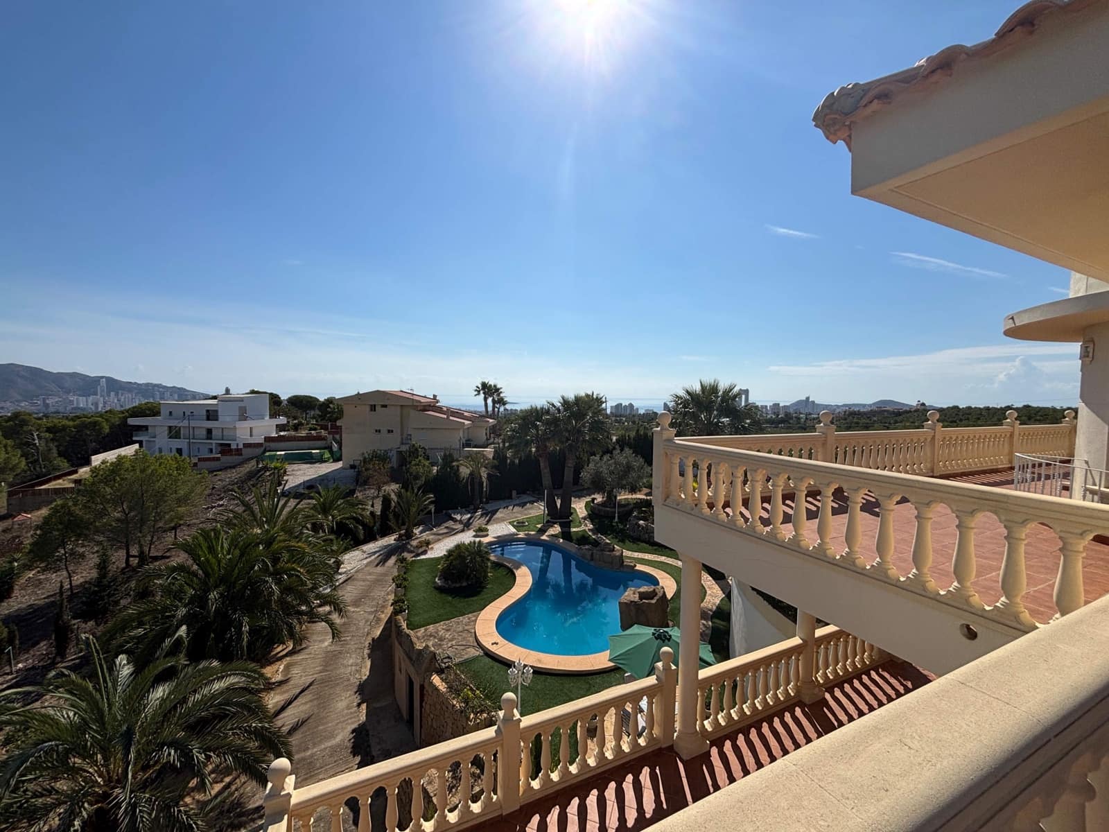 7 soveværelse Villa til salg i Benidorm med swimmingpool garage - € 1.450.000 (Ref: 9326636)