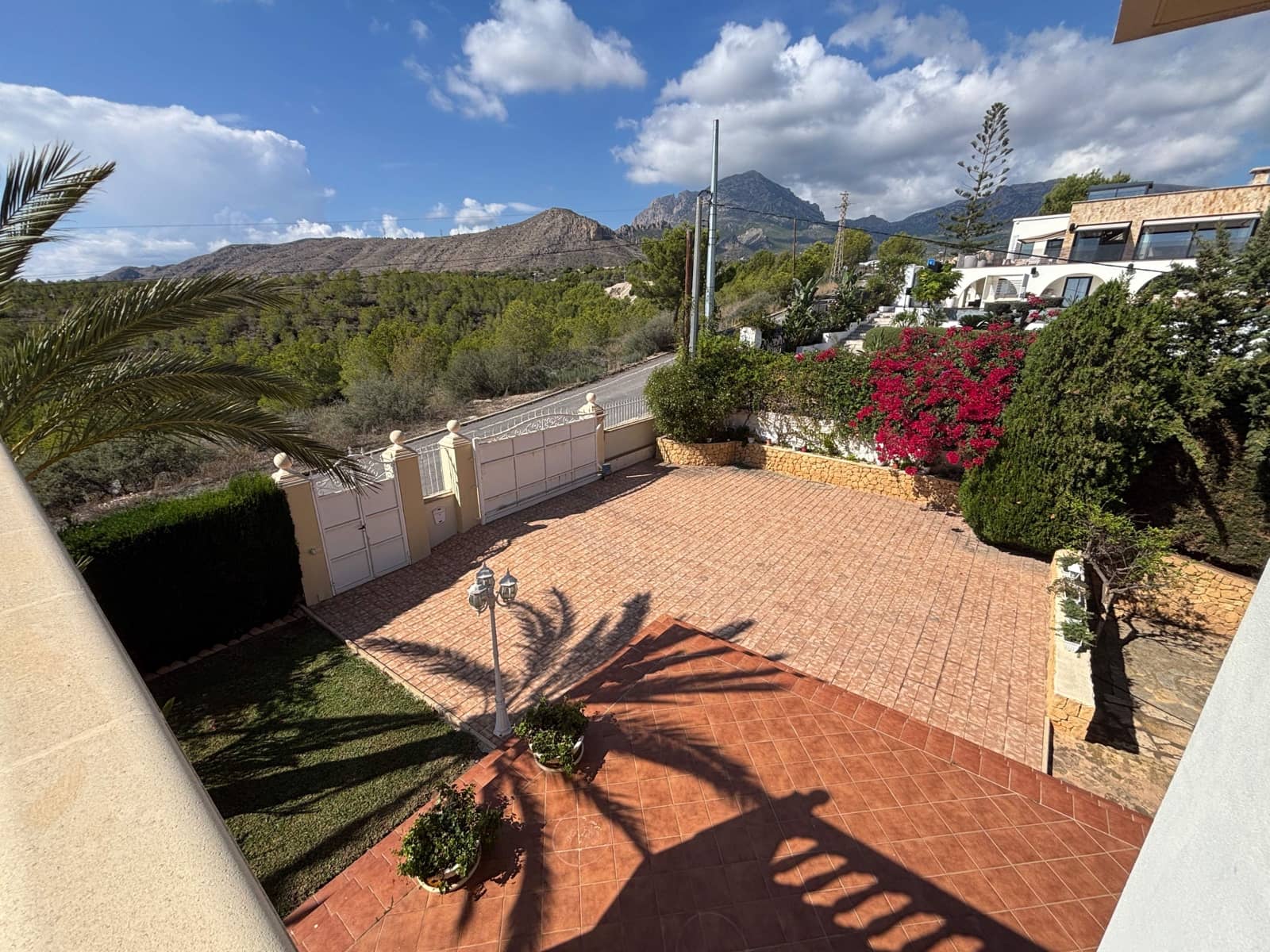 7 soveværelse Villa til salg i Benidorm med swimmingpool garage - € 1.450.000 (Ref: 9326636)