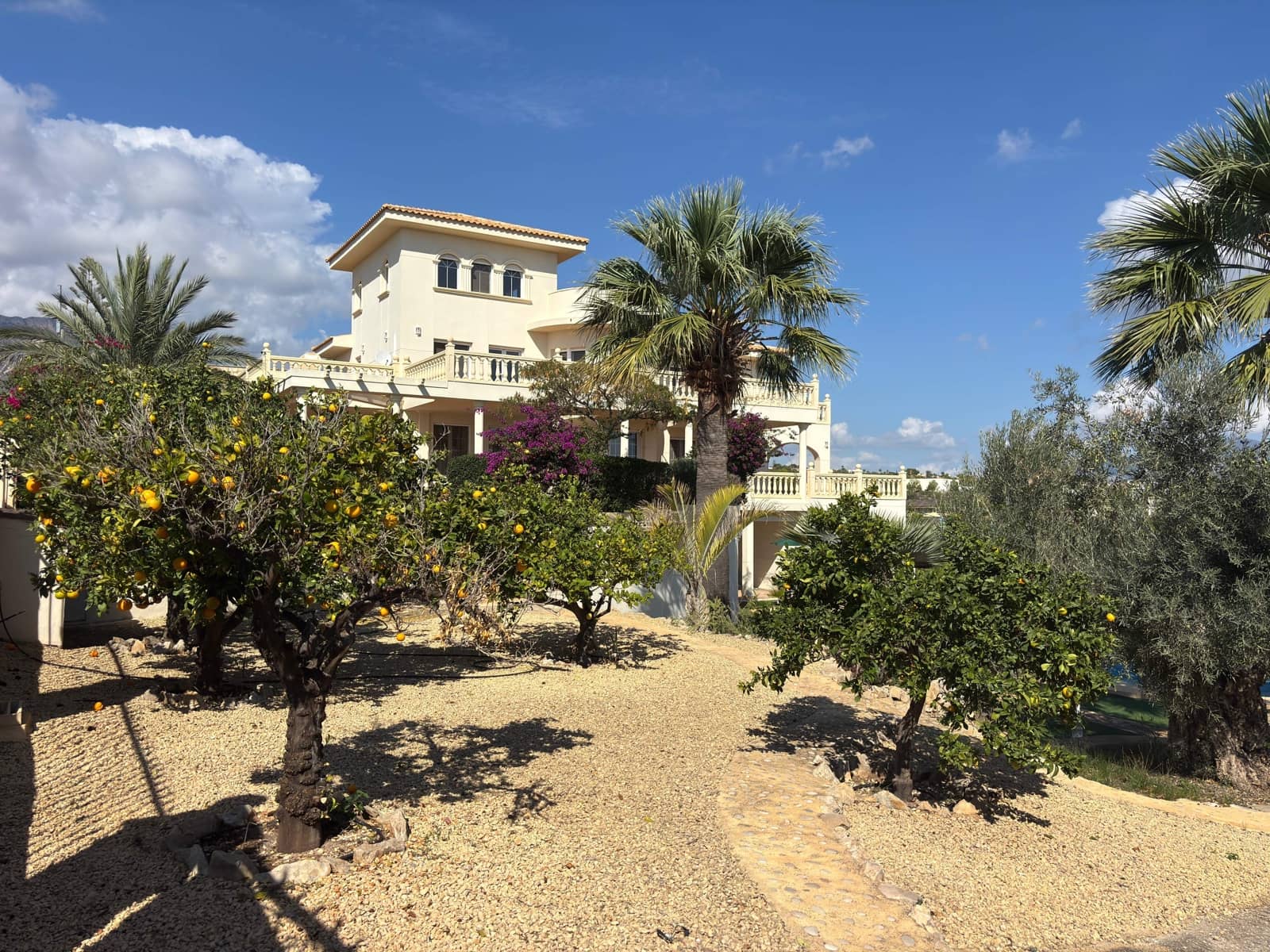 7 soveværelse Villa til salg i Benidorm med swimmingpool garage - € 1.450.000 (Ref: 9326636)