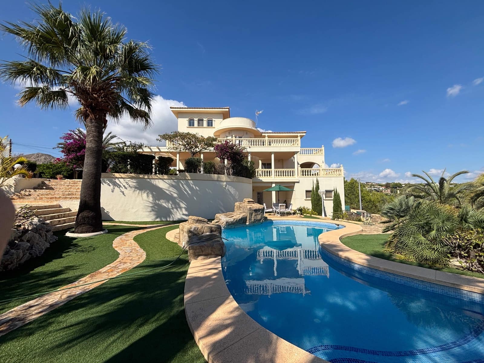 7 soveværelse Villa til salg i Benidorm med swimmingpool garage - € 1.450.000 (Ref: 9326636)