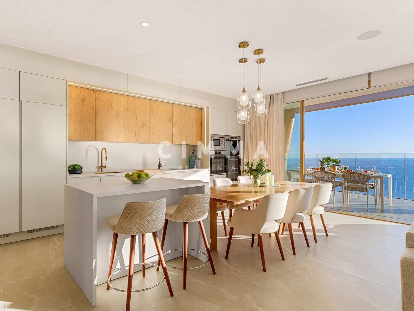 4 sypialnia Penthouse na sprzedaż w Benidorm - 2 500 000 € (Ref: 9330829)