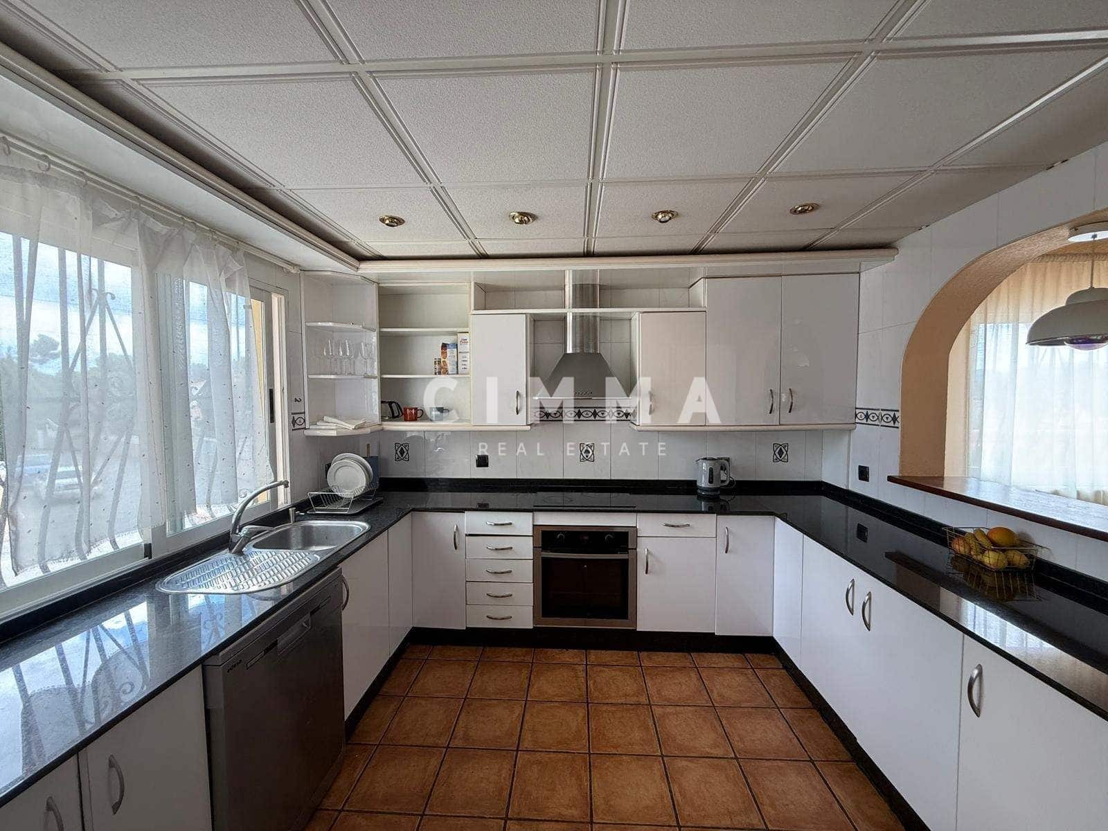 5 quarto Moradia para venda em La Nucia - 750 000 € (Ref: 9330830)