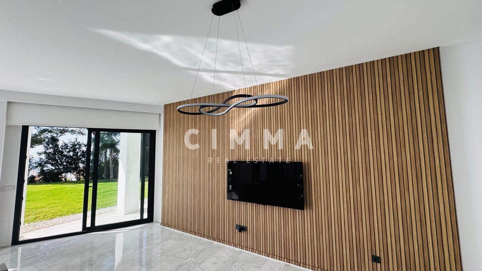 5 bedroom Villa for sale in Altea with garage - € 2,180,000 (Ref: 9330831)