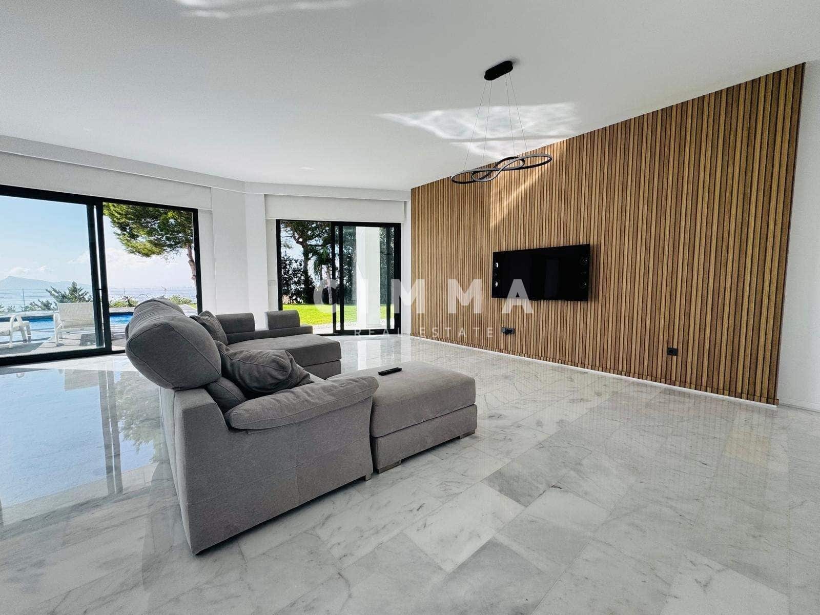 5 bedroom Villa for sale in Altea with garage - € 2,180,000 (Ref: 9330831)