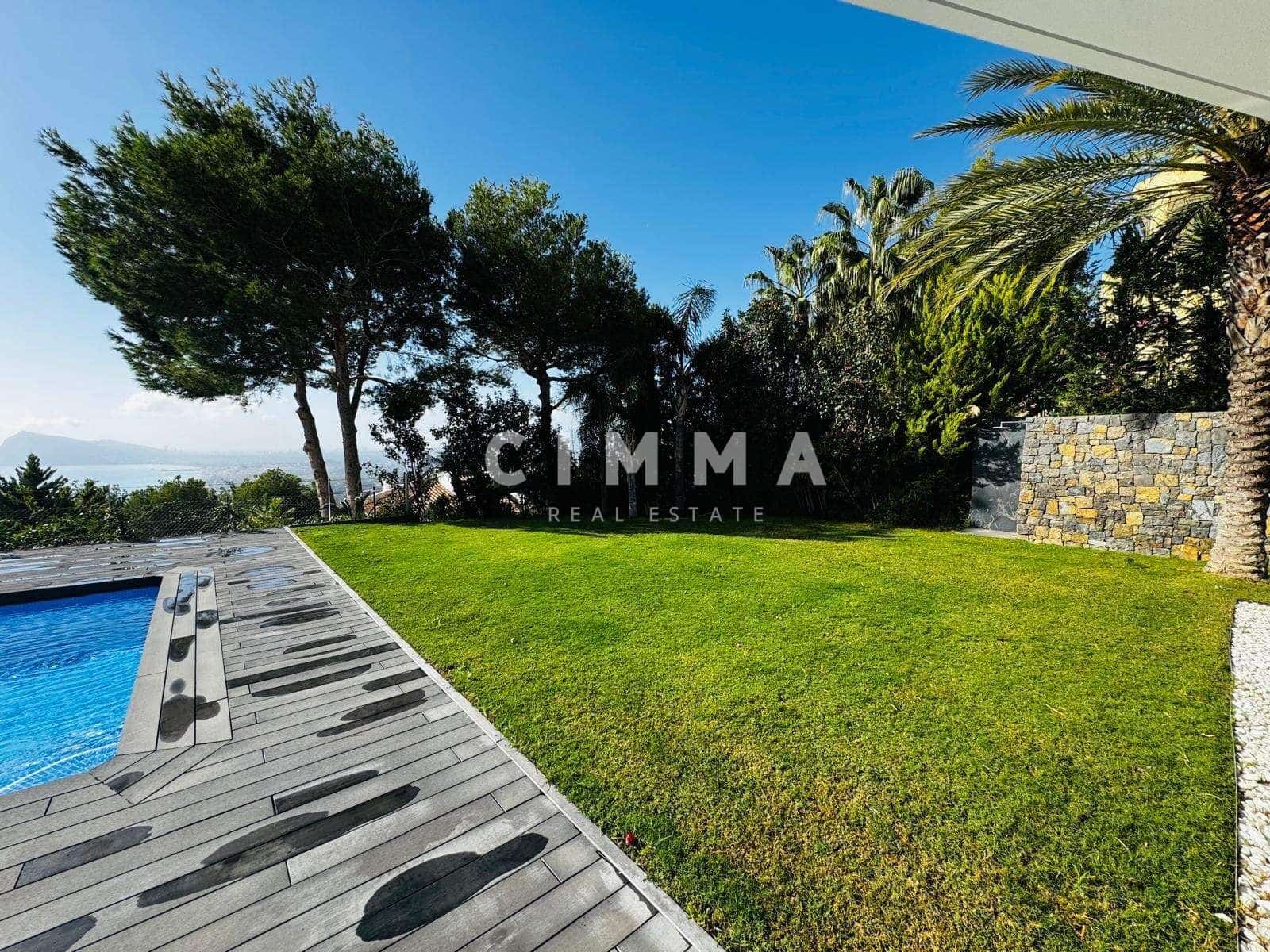 5 bedroom Villa for sale in Altea with garage - € 2,180,000 (Ref: 9330831)