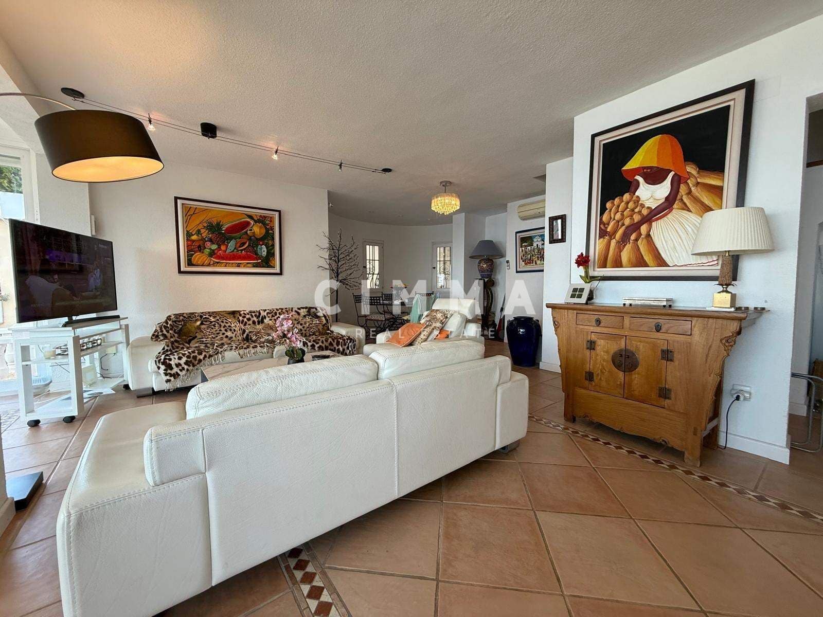 3 bedroom Villa for sale in Altea with garage - € 850,000 (Ref: 9330832)
