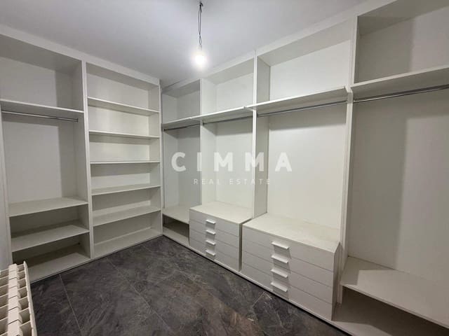 4 soverom Villa til salgs i La Nucia - € 750 000 (Ref: 9335189)