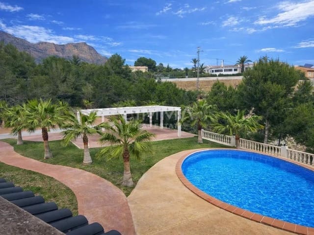 4 soverom Villa til salgs i La Nucia - € 750 000 (Ref: 9335189)