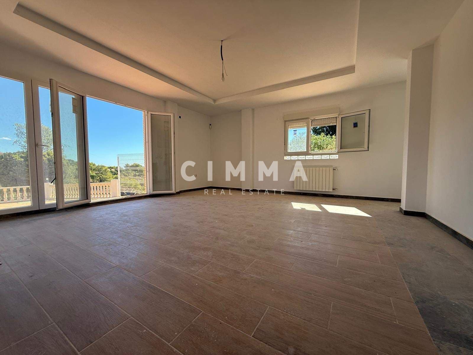 4 bedroom Villa for sale in La Nucia - € 750,000 (Ref: 9335189)