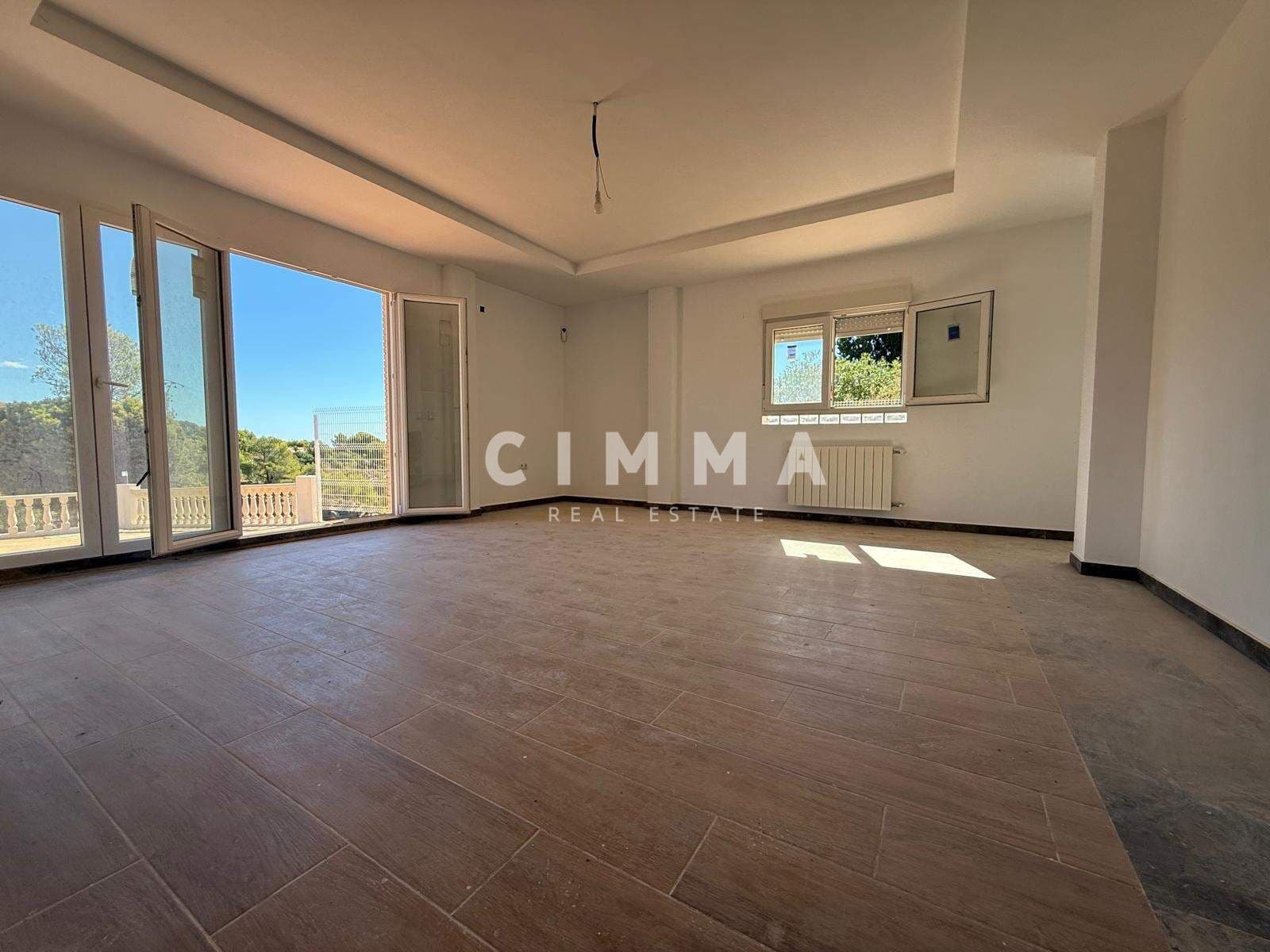 4 bedroom Villa for sale in La Nucia - € 750,000 (Ref: 9335189)
