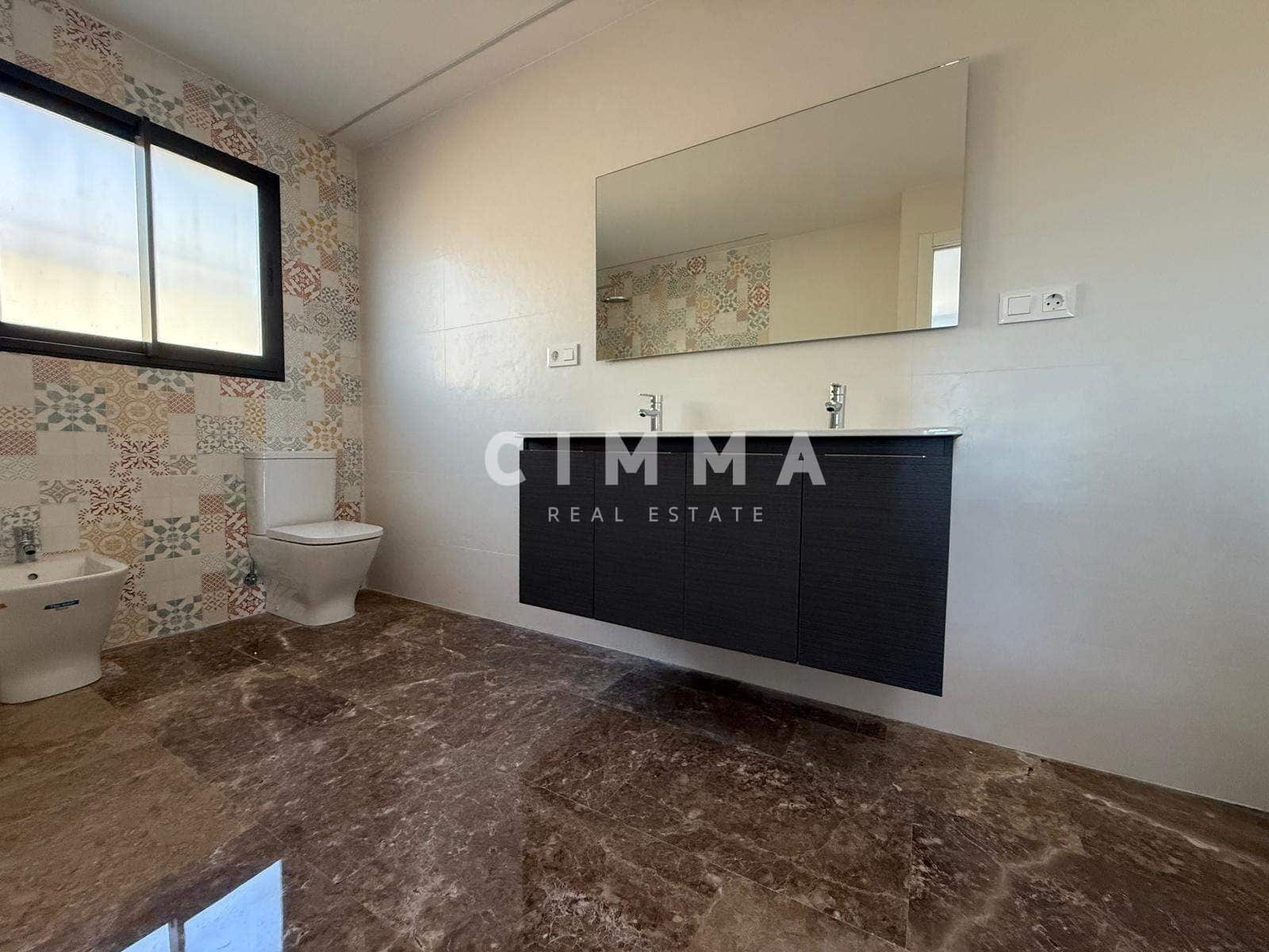 Chalet de 4 habitaciones en La Nucia en venta con garaje - 950.000 € (Ref: 9335190)