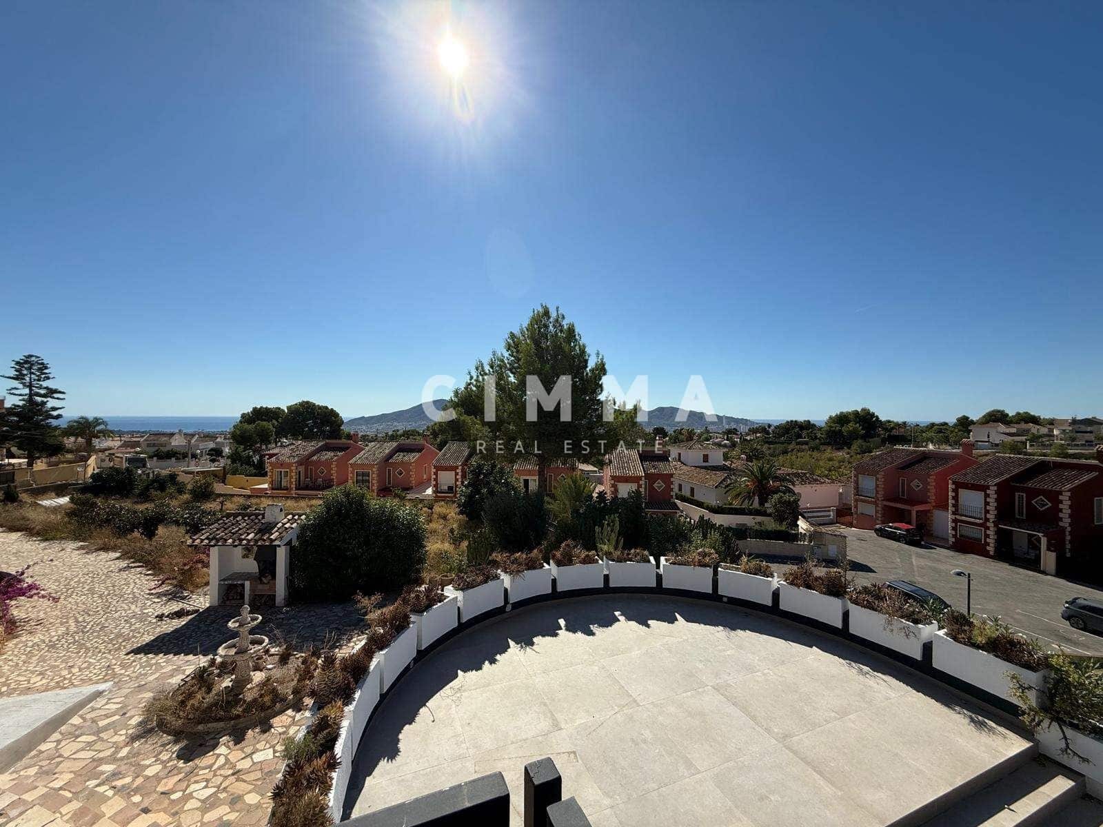 Chalet de 4 habitaciones en La Nucia en venta con garaje - 950.000 € (Ref: 9335190)