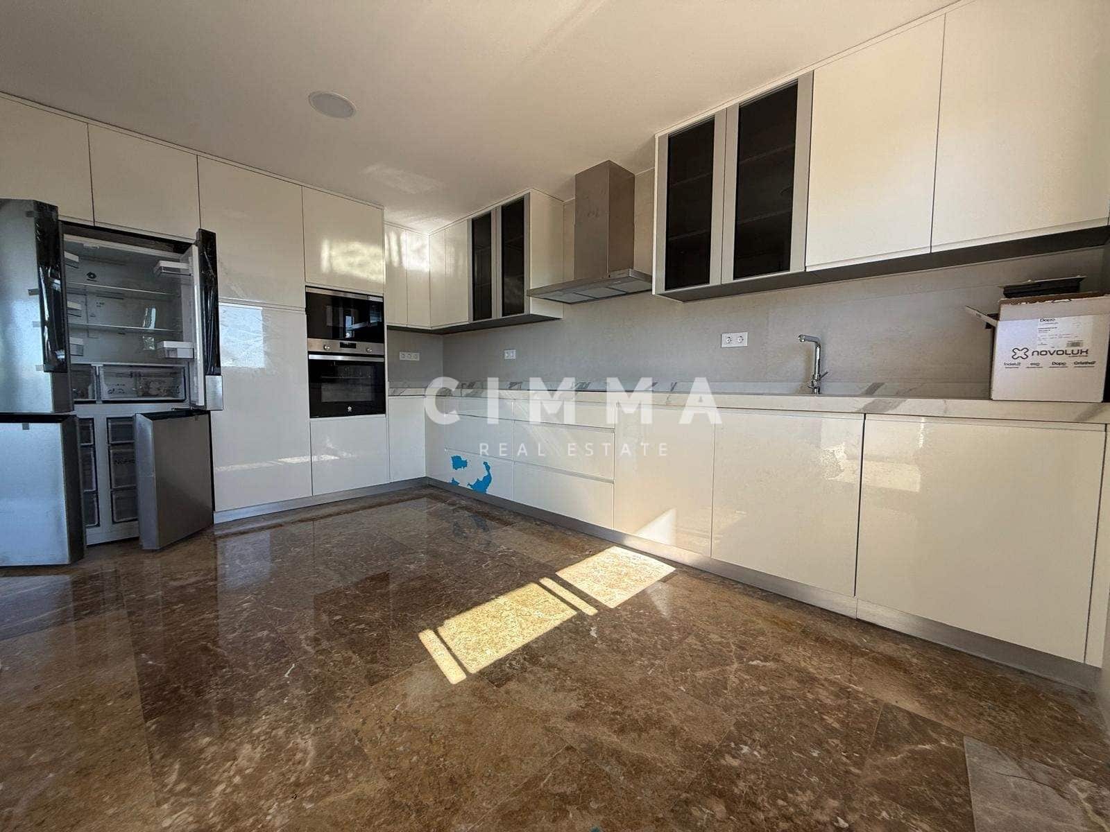 Chalet de 4 habitaciones en La Nucia en venta con garaje - 950.000 € (Ref: 9335190)