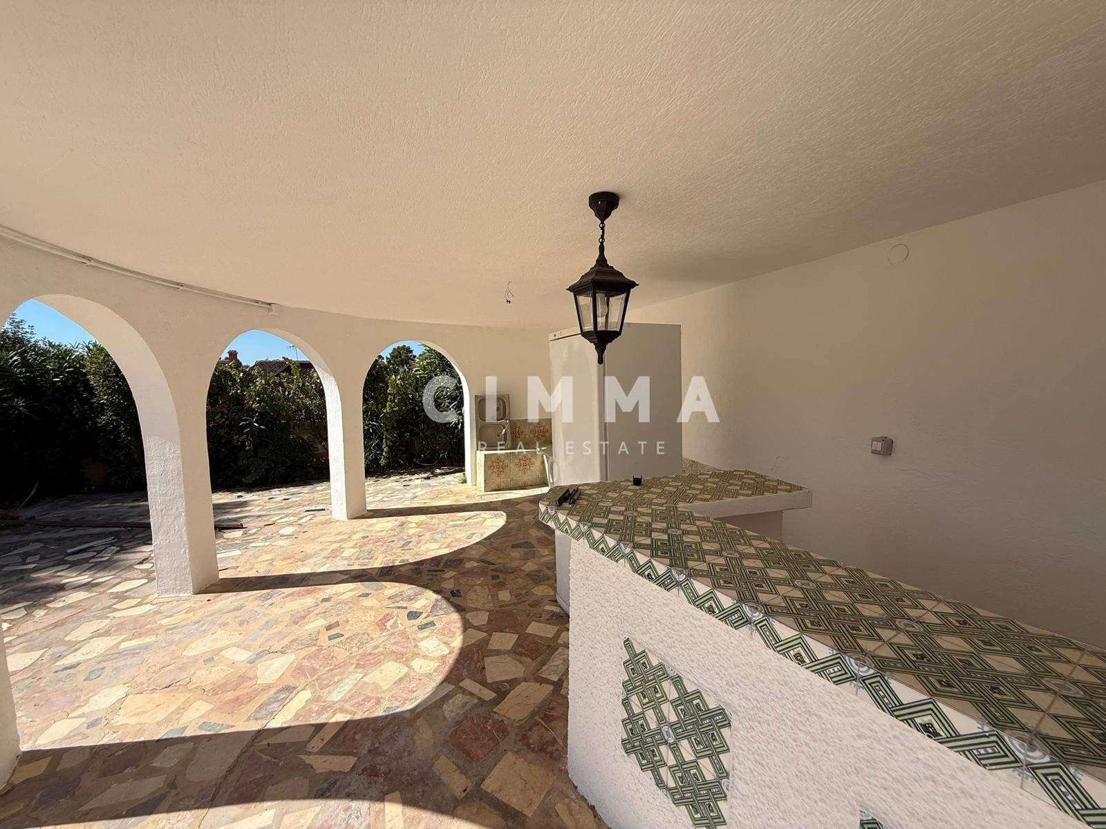 Chalet de 4 habitaciones en La Nucia en venta con garaje - 950.000 € (Ref: 9335190)