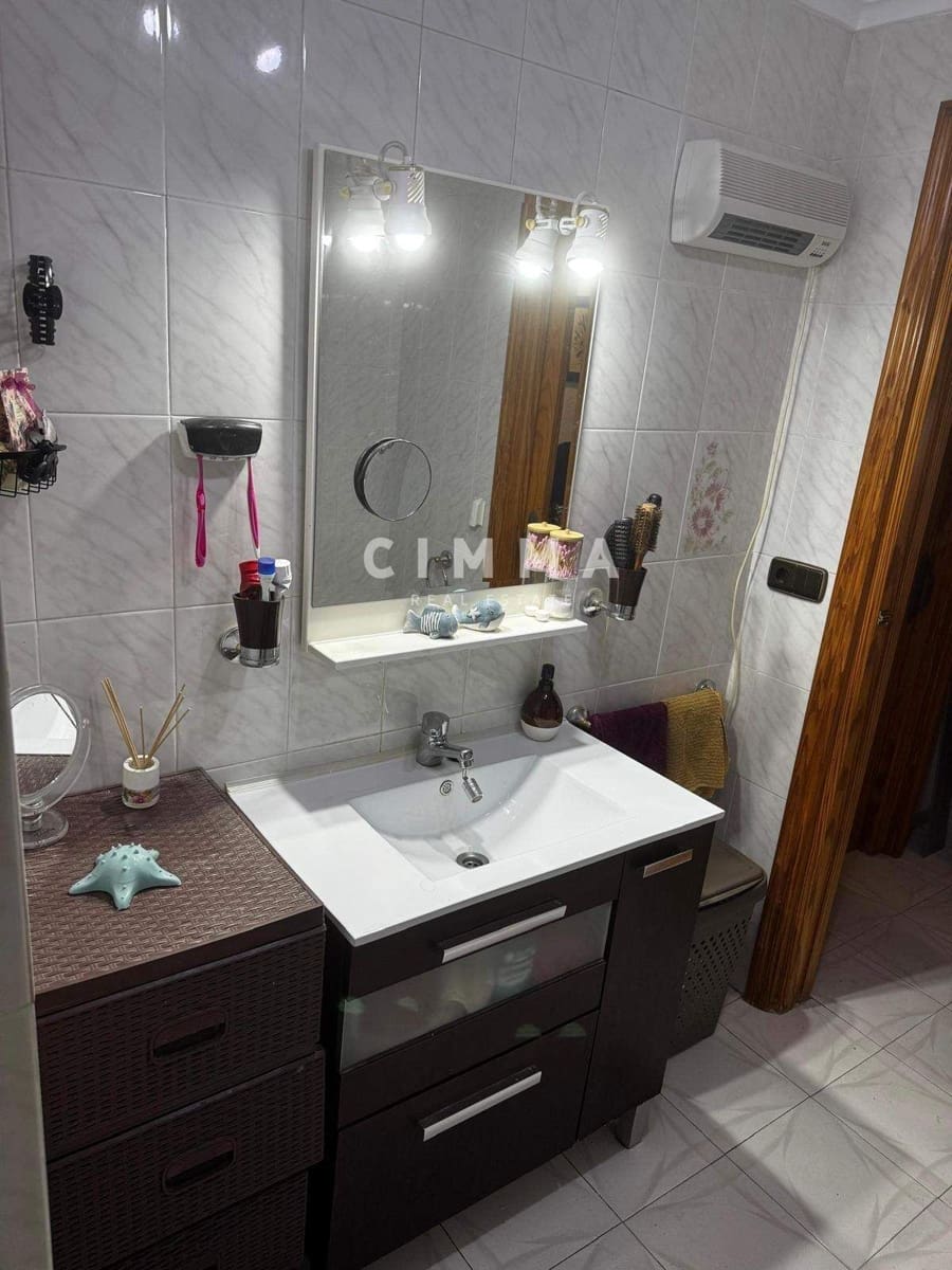 2 sovrum Lägenhet till salu i Benidorm - 185 500 € (Ref: 9338464)