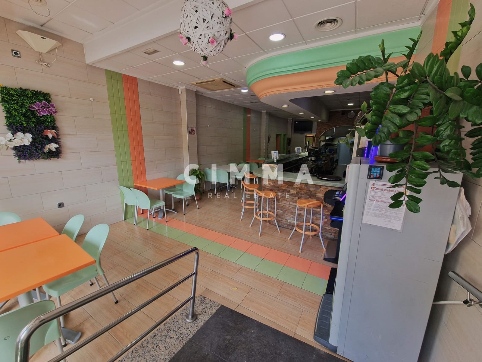 Commercieel te koop in Callosa d'En Sarria - € 175.000 (Ref: 9341377)