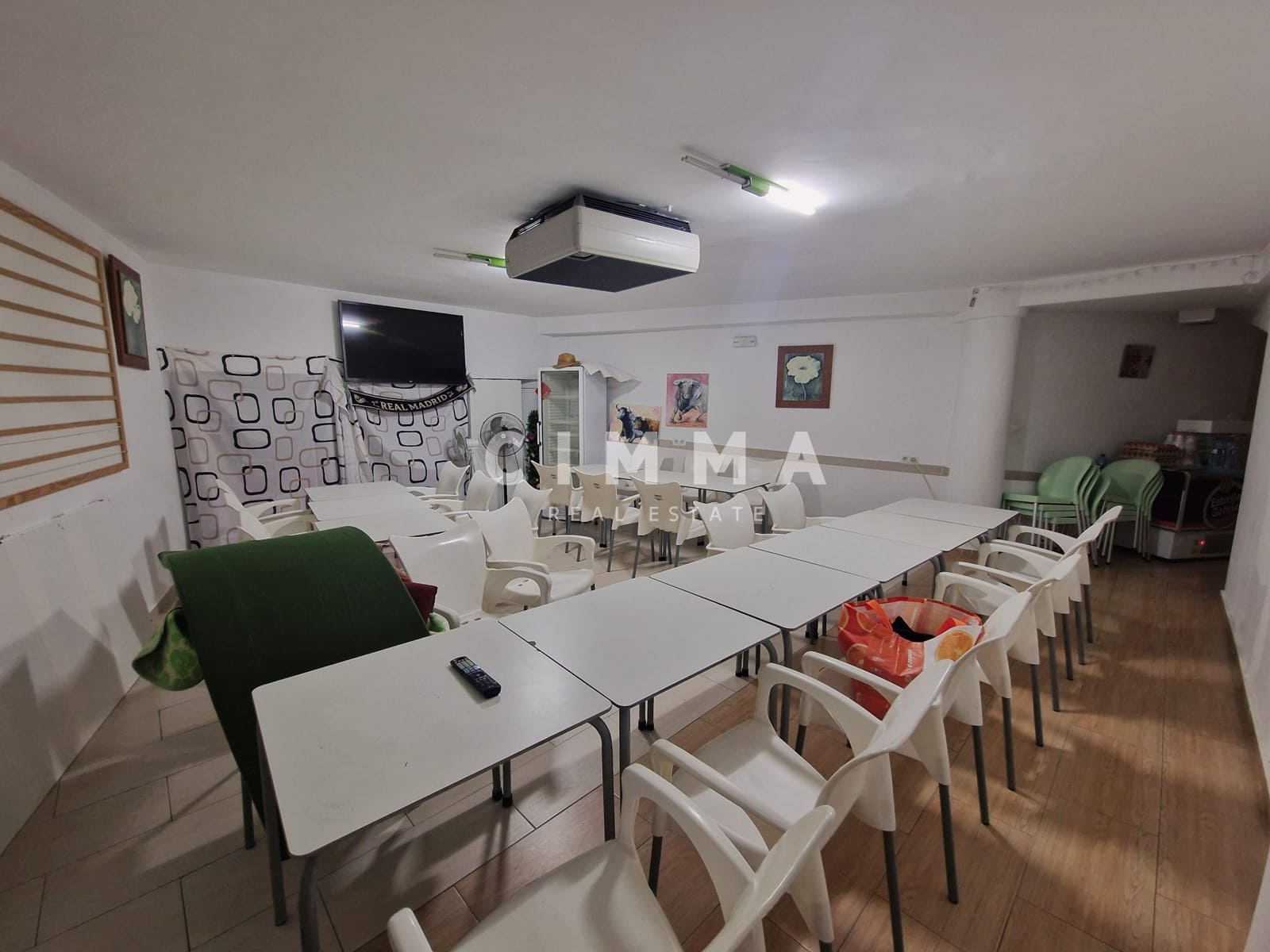 Commercieel te koop in Callosa d'En Sarria - € 175.000 (Ref: 9341377)