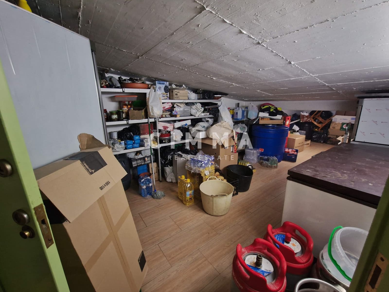 Commercieel te koop in Callosa d'En Sarria - € 175.000 (Ref: 9341377)