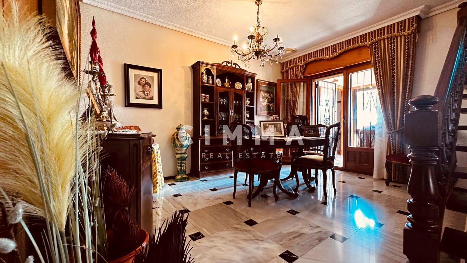 6 bedroom Villa for sale in La Nucia with pool garage - € 550,000 (Ref: 9344957)