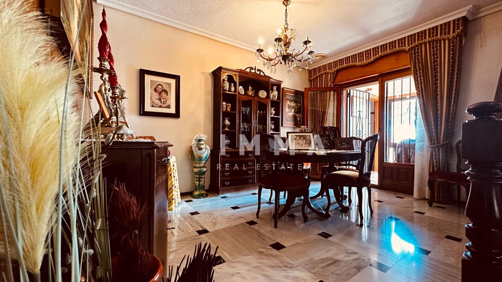 6 bedroom Villa for sale in La Nucia with pool garage - € 550,000 (Ref: 9344957)