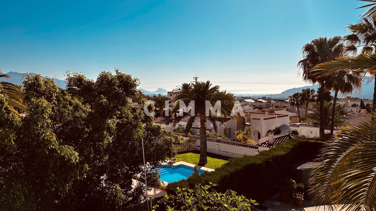 6 bedroom Villa for sale in La Nucia with pool garage - € 550,000 (Ref: 9344957)