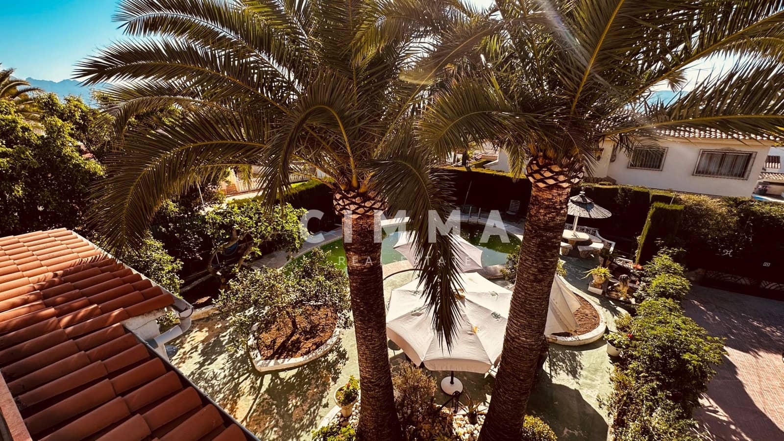6 bedroom Villa for sale in La Nucia with pool garage - € 550,000 (Ref: 9344957)