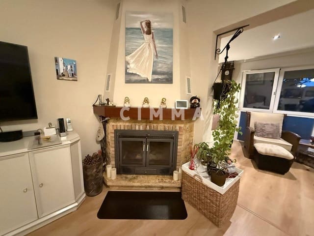 3 soveværelse Rækkehus til salg i La Nucia med garage - € 325.000 (Ref: 9344958)