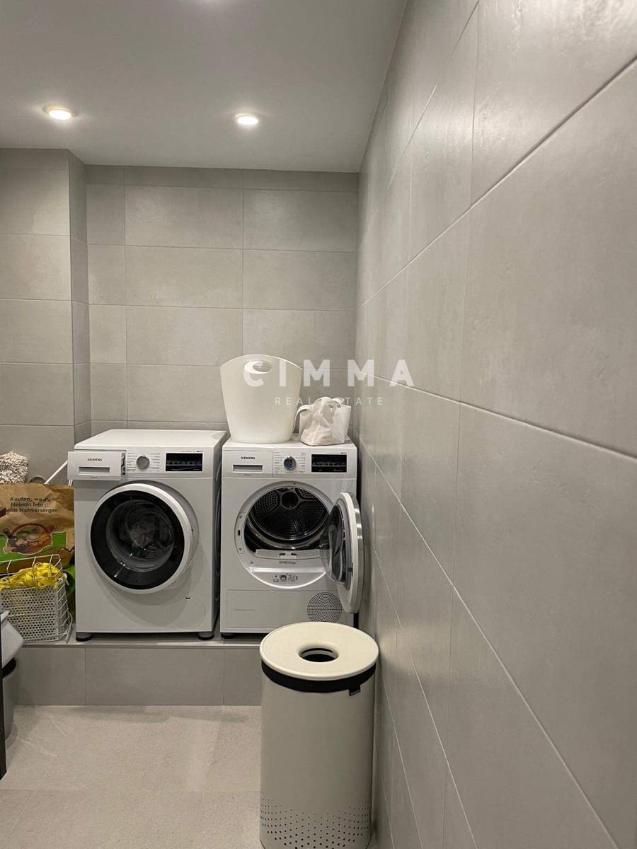 5 bedroom Villa for sale in Altea - € 2,480,000 (Ref: 9353765)