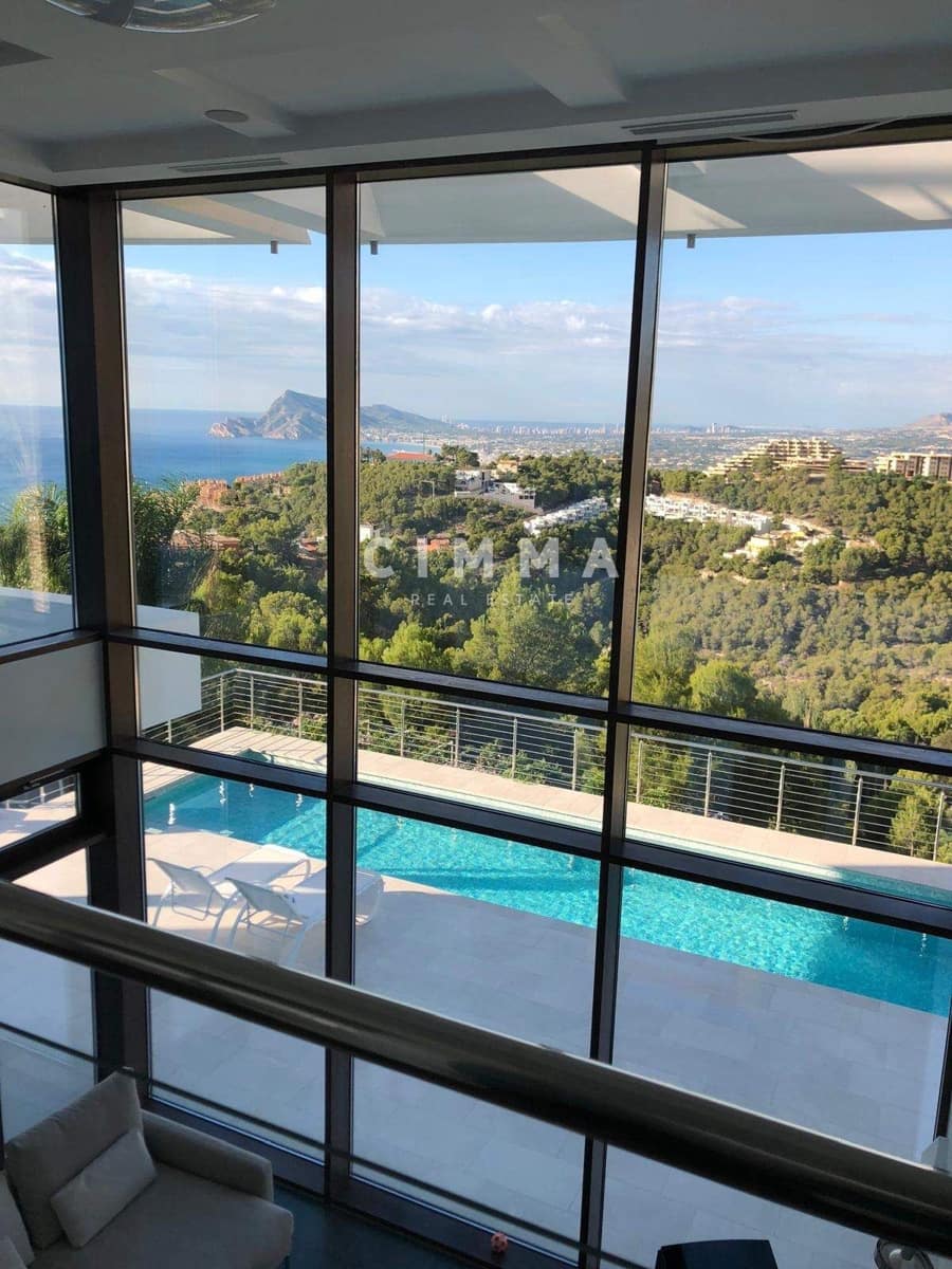 5 bedroom Villa for sale in Altea - € 2,480,000 (Ref: 9353765)