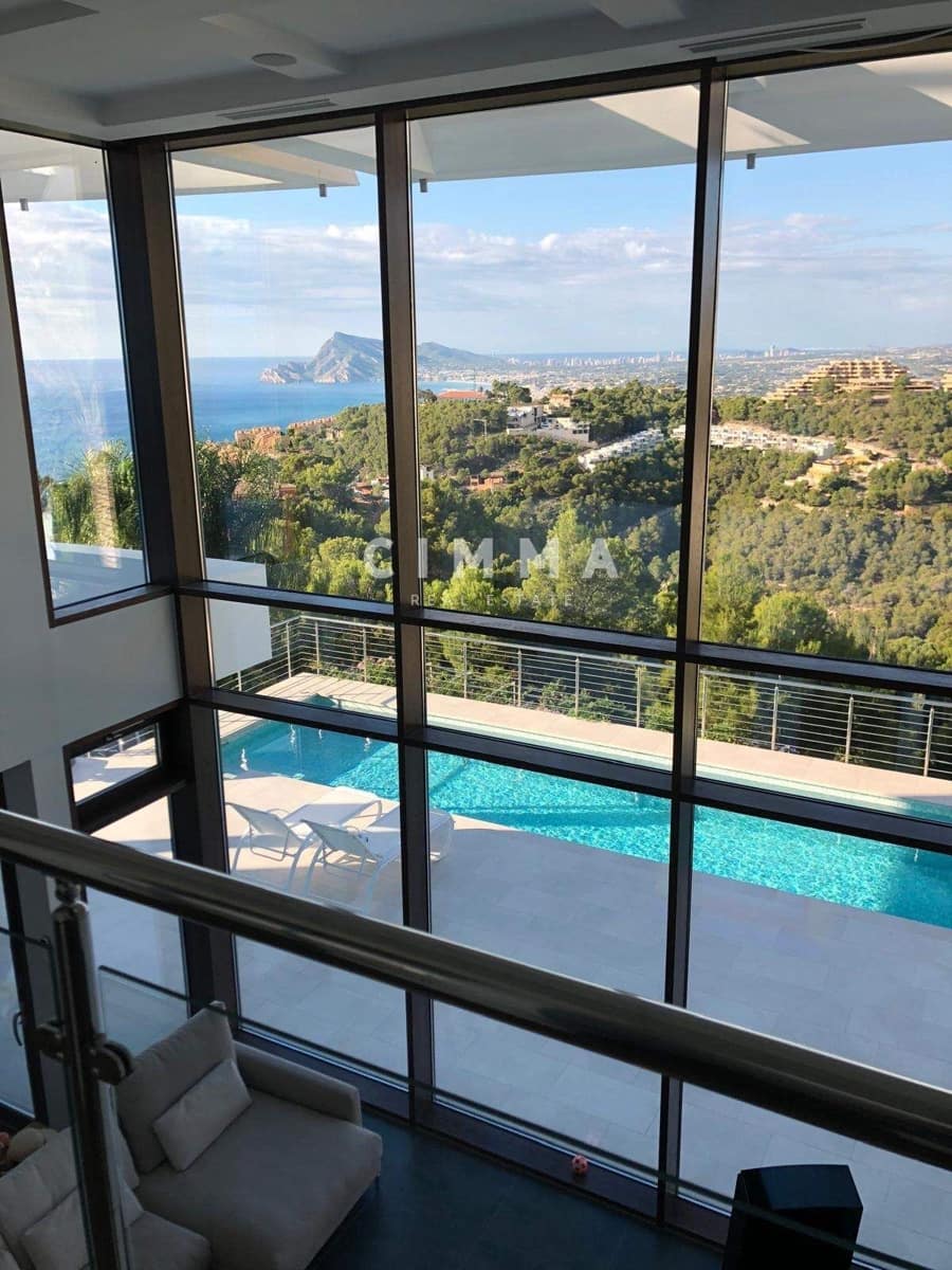 5 bedroom Villa for sale in Altea - € 2,480,000 (Ref: 9353765)