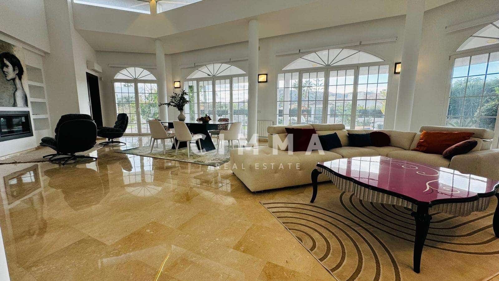 Chalet de 6 habitaciones en Alfaz del Pi / L'Alfàs del Pi en venta con piscina garaje - 1.600.000 € (Ref: 9353766)