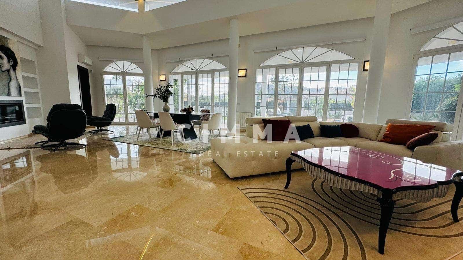 Chalet de 6 habitaciones en Alfaz del Pi / L'Alfàs del Pi en venta con piscina garaje - 1.600.000 € (Ref: 9353766)