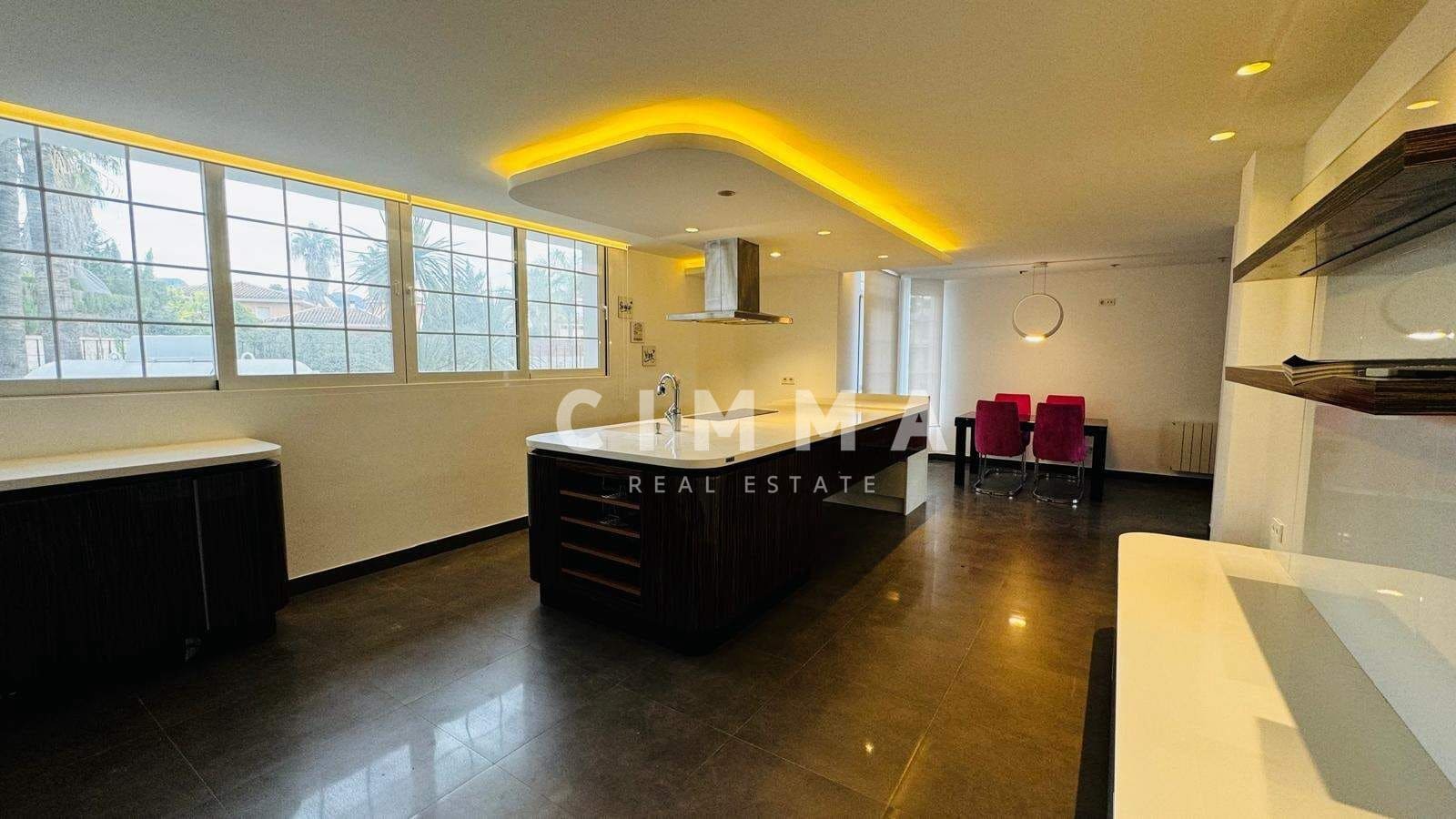 Chalet de 6 habitaciones en Alfaz del Pi / L'Alfàs del Pi en venta con piscina garaje - 1.600.000 € (Ref: 9353766)