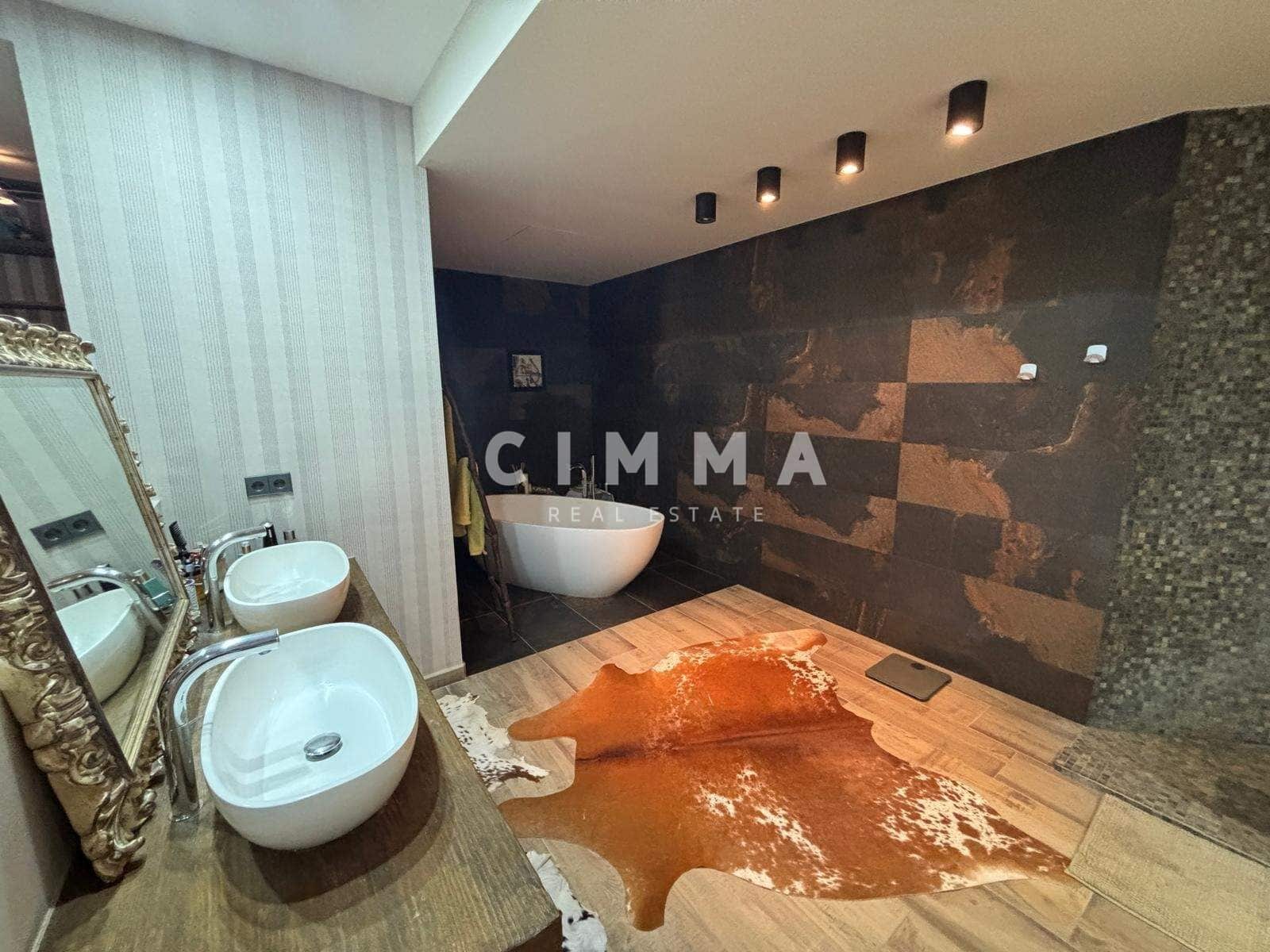 4 sypialnia Willa na sprzedaż w Altea z basenem garażem - 2 650 000 € (Ref: 9356011)