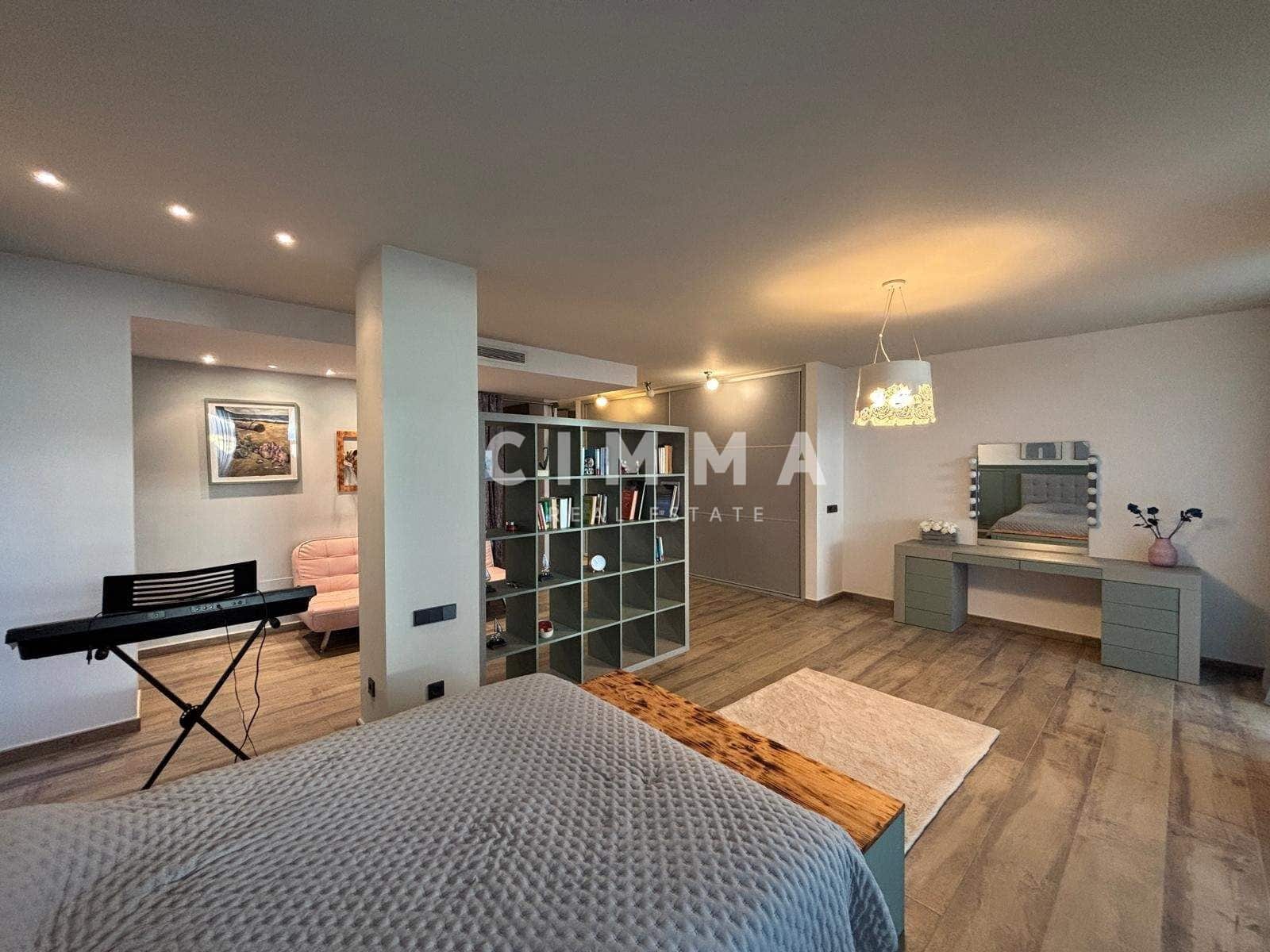 4 sypialnia Willa na sprzedaż w Altea z basenem garażem - 2 650 000 € (Ref: 9356011)