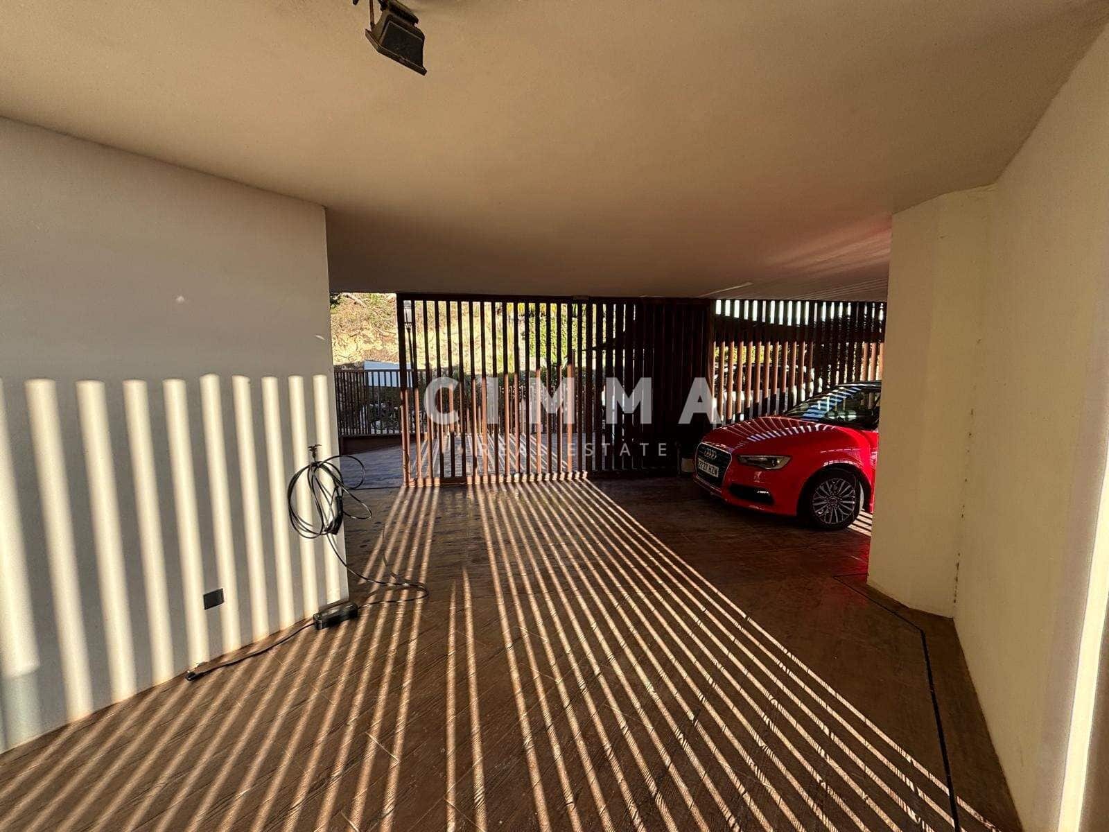 4 sypialnia Willa na sprzedaż w Altea z basenem garażem - 2 650 000 € (Ref: 9356011)