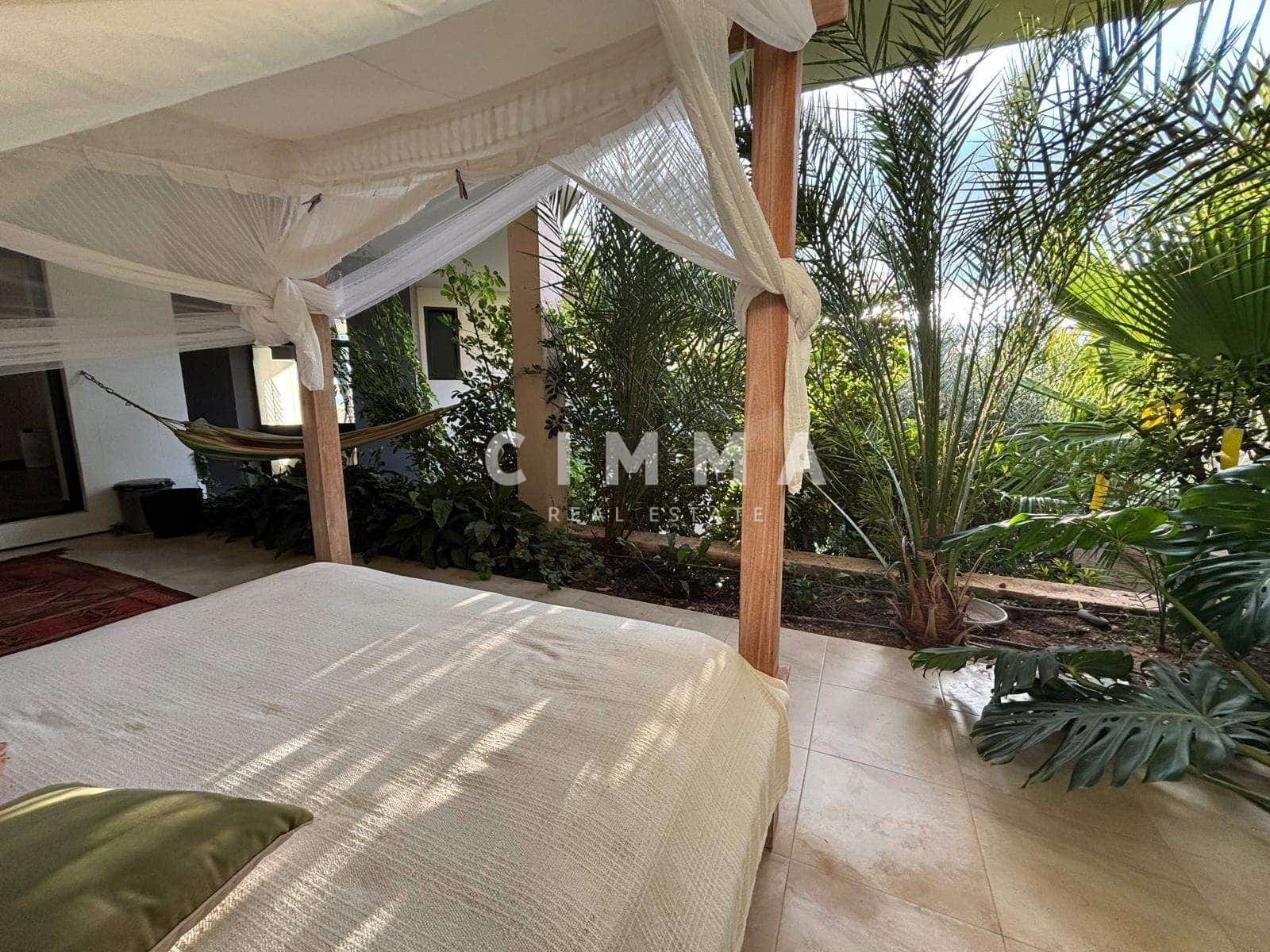 4 sypialnia Willa na sprzedaż w Altea z basenem garażem - 2 650 000 € (Ref: 9356011)