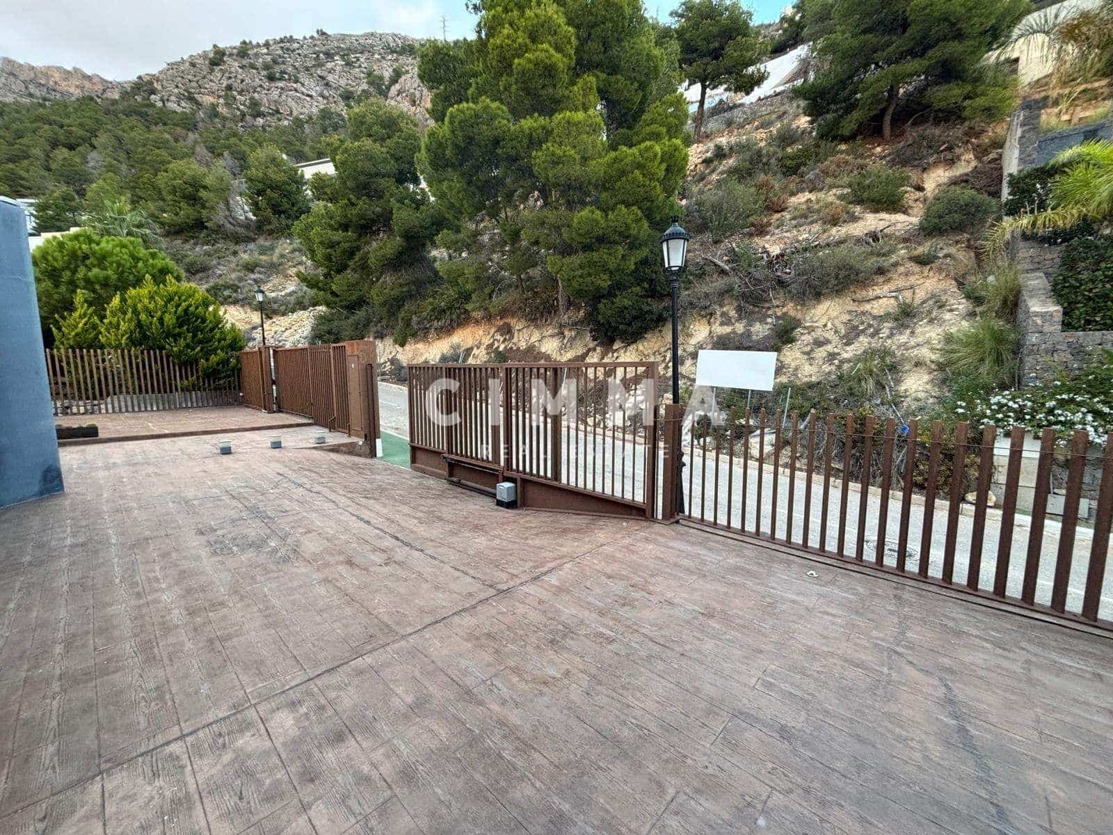 4 sypialnia Willa na sprzedaż w Altea z basenem garażem - 2 650 000 € (Ref: 9356011)