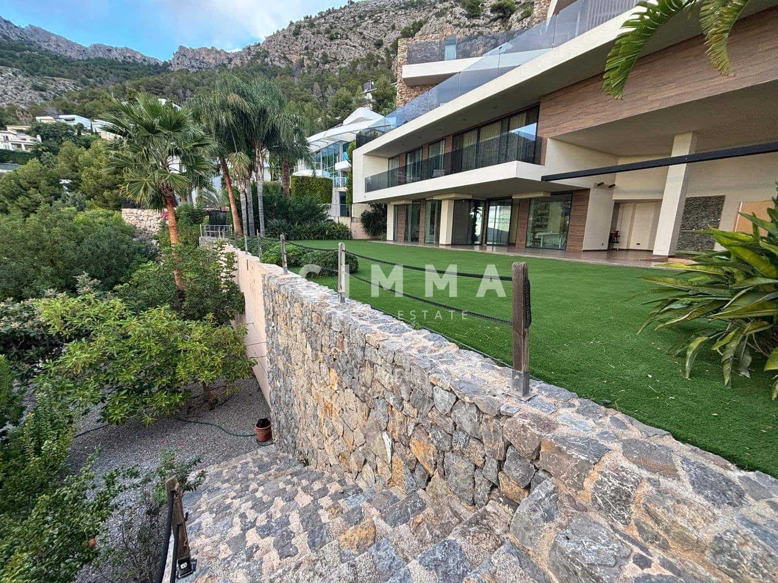 4 sypialnia Willa na sprzedaż w Altea z basenem garażem - 2 650 000 € (Ref: 9356011)