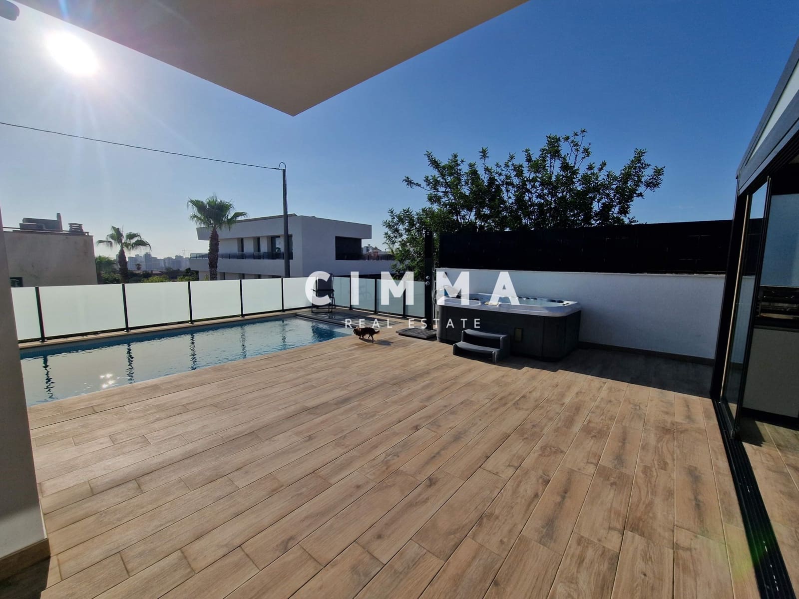 4 bedroom Villa for sale in Calpe / Calp with garage - € 1,300,000 (Ref: 9359430)