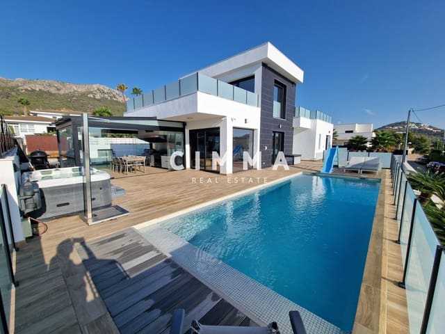 4 soverom Villa til salgs i Calpe / Calp med garasje - € 1 300 000 (Ref: 9359430)