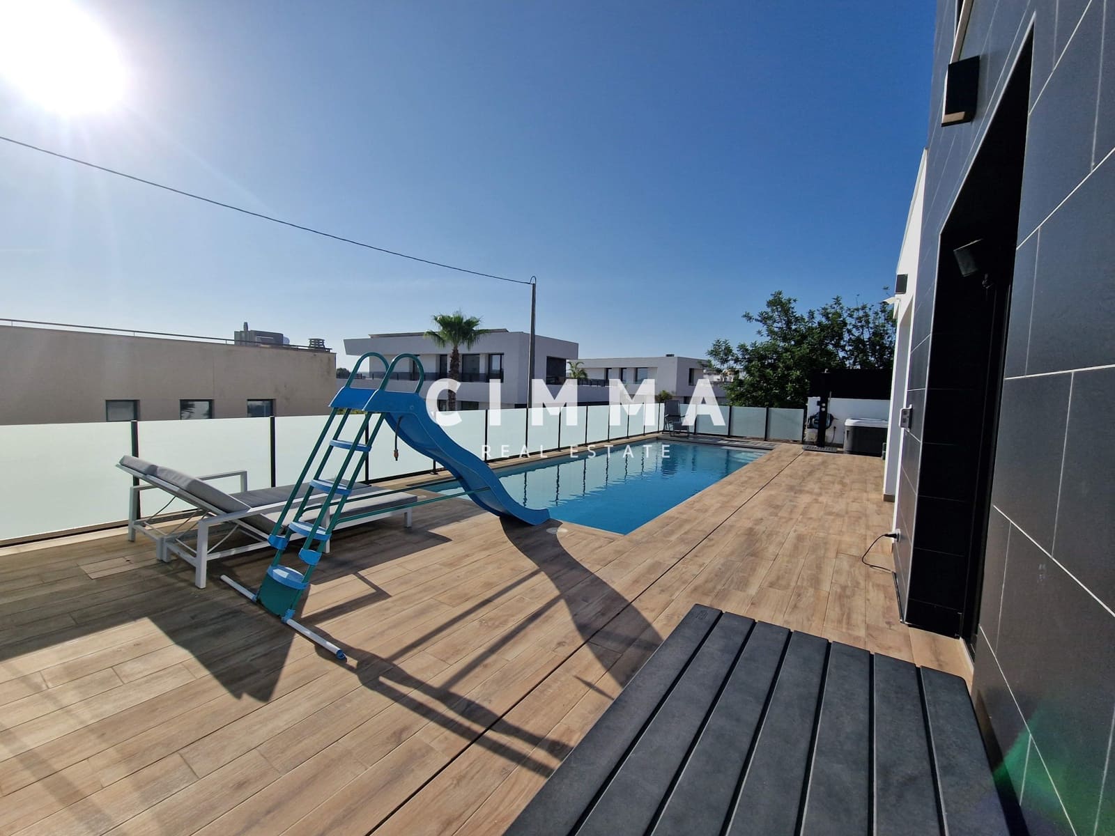 4 bedroom Villa for sale in Calpe / Calp with garage - € 1,300,000 (Ref: 9359430)