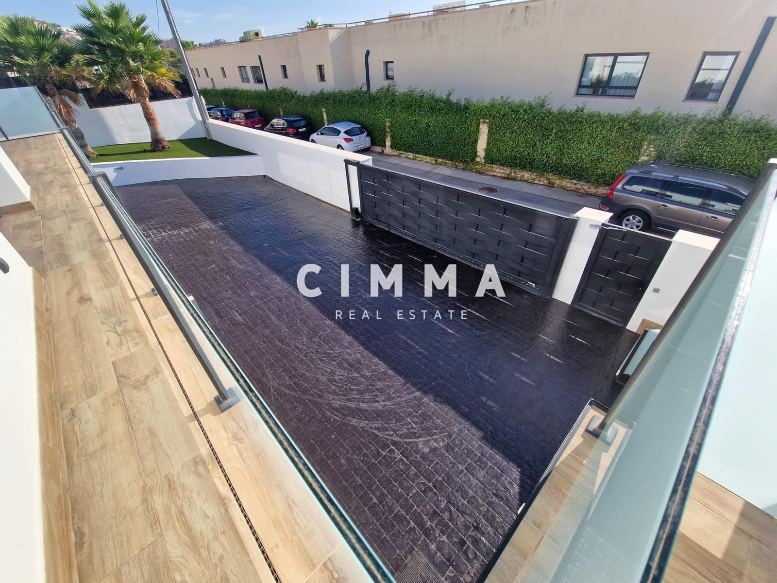 4 bedroom Villa for sale in Calpe / Calp with garage - € 1,300,000 (Ref: 9359430)